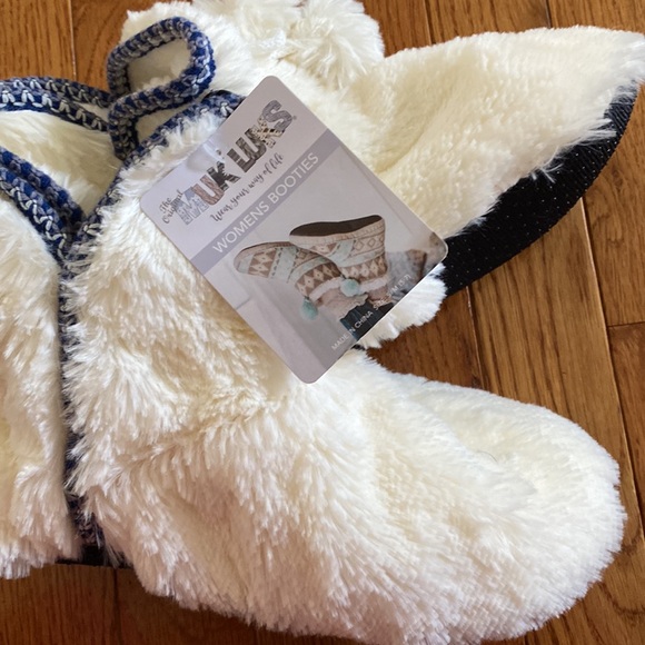 Women’s bootie slippers - Picture 2 of 3